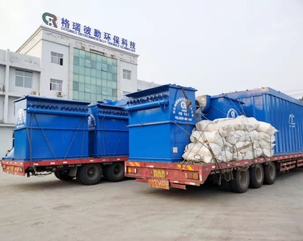湖北荆工水泥厂采购了除尘设备发货现场